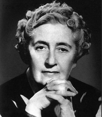 SUR LES TRACES D'AGATHA CHRISTIE